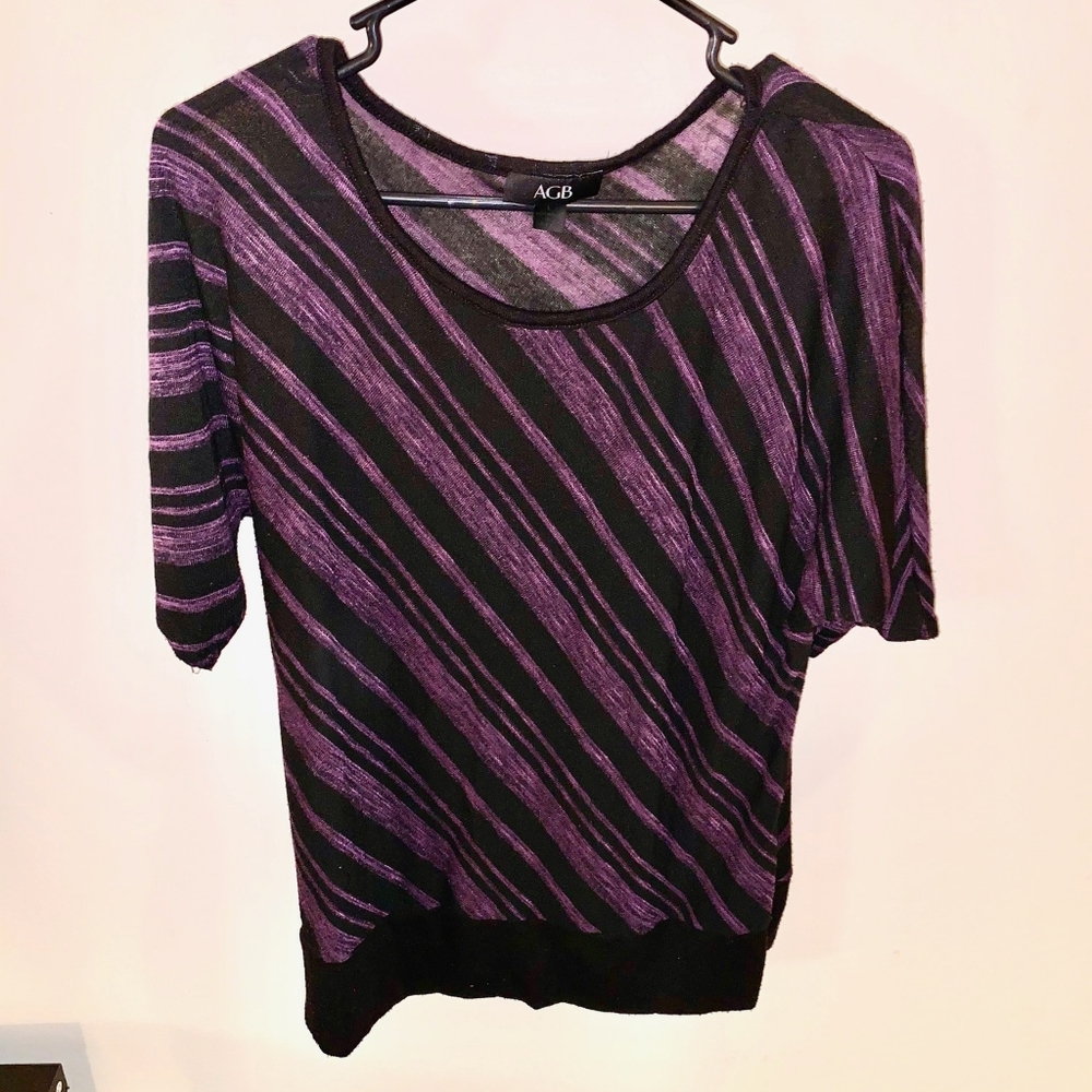 💜🖤 AGB Lardge Purple and Black Striped Top